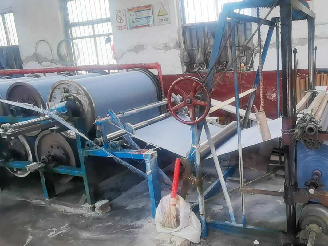 معدات خط إنتاج غير منسوج