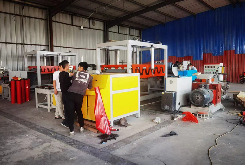 خط إنتاج غشاء العزل المائي بمطاط البوتيل